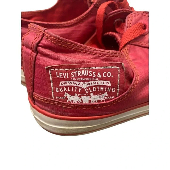 Size 9.5 Levi Strauss & Co. Leather Men's Low Tops Shoes - Picture 6 of 8